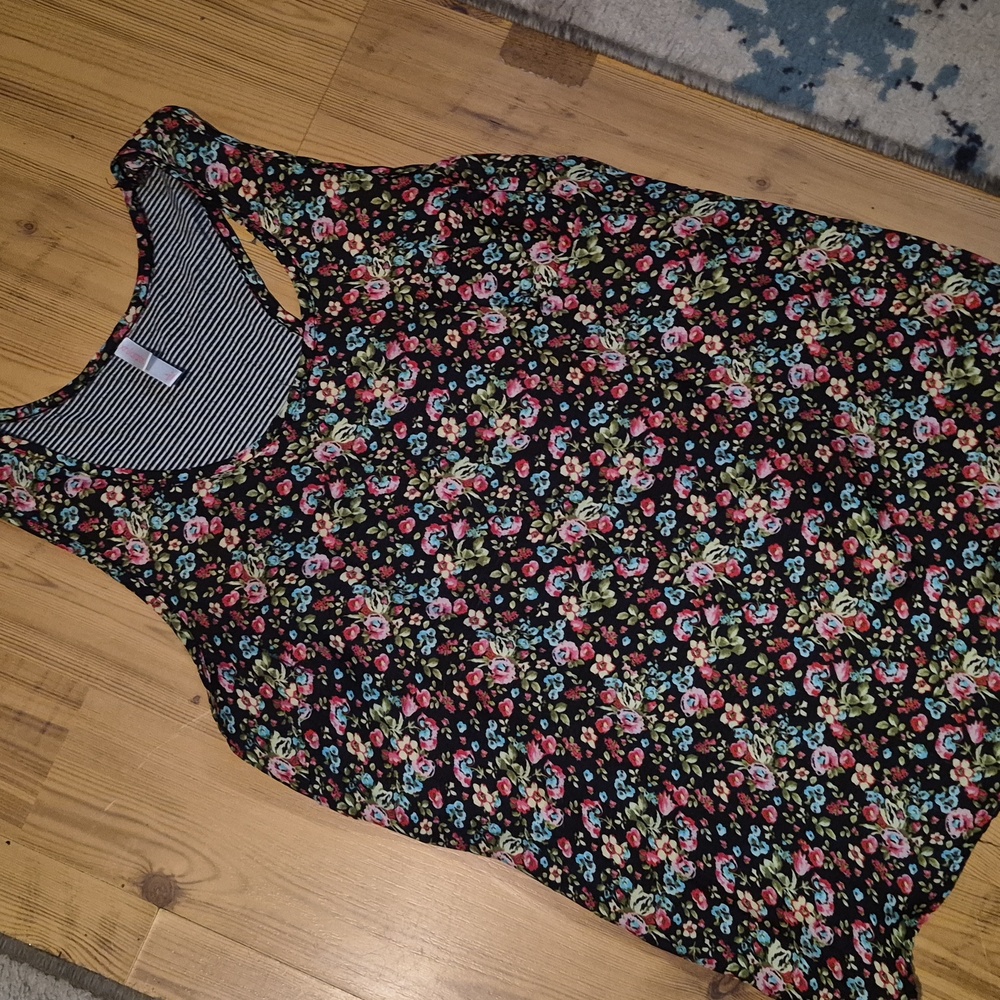 Large Floral Sleeveless Top